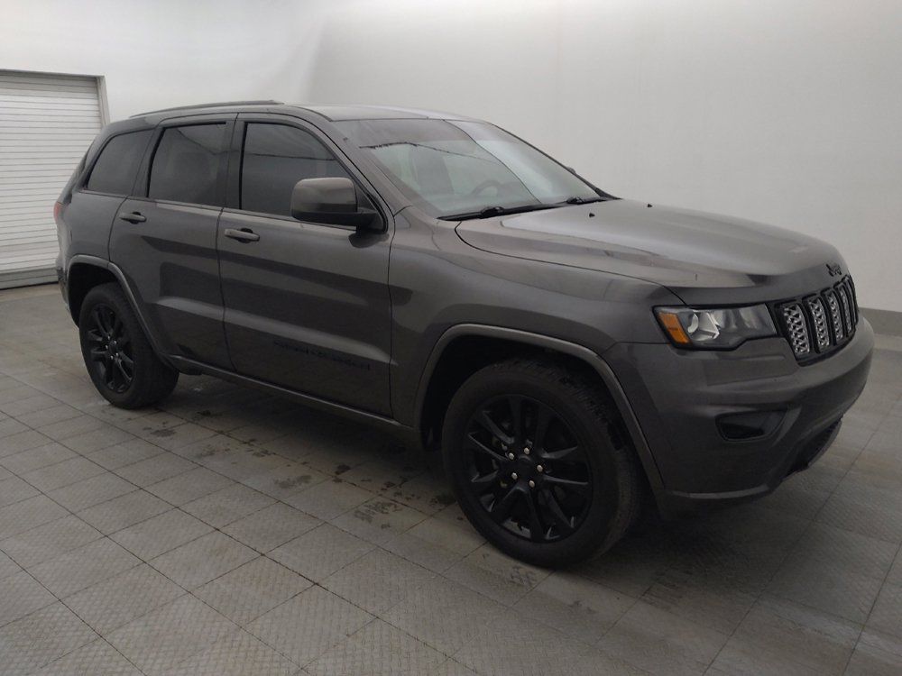 Used 2020 Jeep Grand Cherokee Altitude RWD image 11