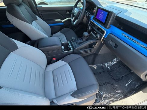 Used 2026 Toyota Tacoma TRD Sport AWD/4WD image 12