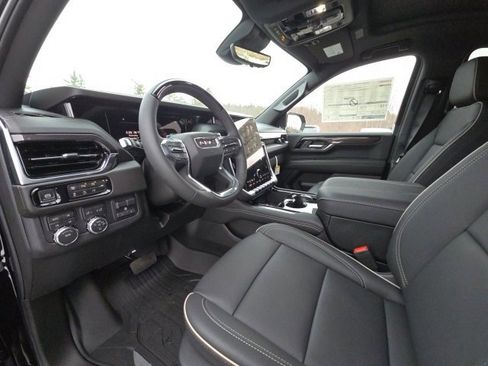 New 2026 GMC Yukon XL Elevation w/ Elevation Premium Package image 9