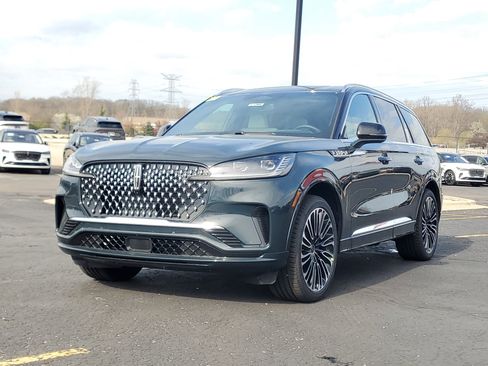 New 2026 Lincoln Aviator Black Label AWD/4WD image 2