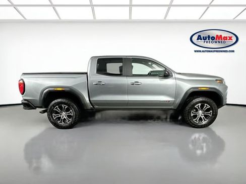 Used 2023 GMC Canyon AT4 image 10