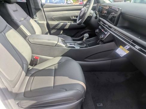 New 2025 Hyundai Santa Cruz SEL FWD image 30
