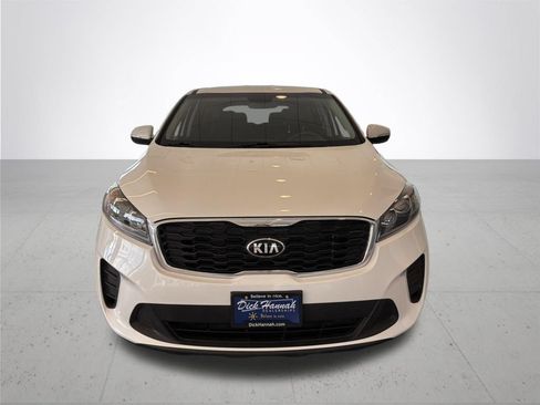Used 2020 Kia Sorento AWD V6 image 3