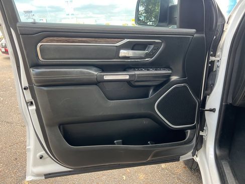 Used 2019 RAM 1500 Laramie image 22