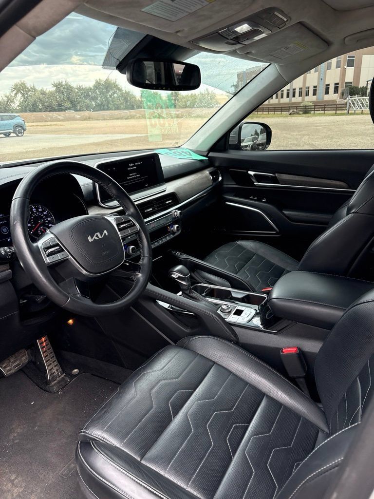 Certified 2022 Kia Telluride SX w/ SX Prestige Package AWD/4WD image 9