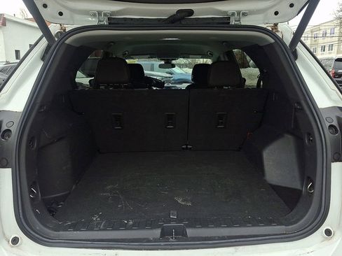 Used 2021 Chevrolet Equinox LT image 27