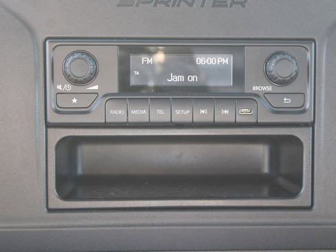 Used 2025 Mercedes-Benz Sprinter 2500 image 20