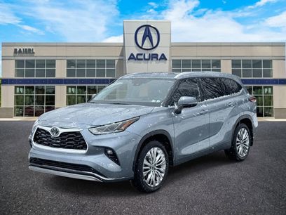 Used 2024 Toyota Highlander Platinum