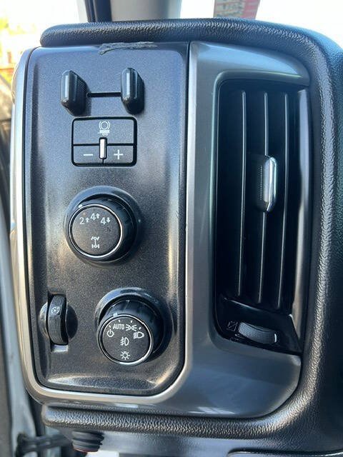 Used 2018 Chevrolet Silverado 2500 LT w/ LT Fleet Convenience Package AWD/4WD image 11