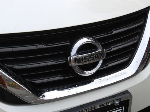 Used 2017 Nissan Altima 2.5 SR w/ Midnight Edition Package image 36