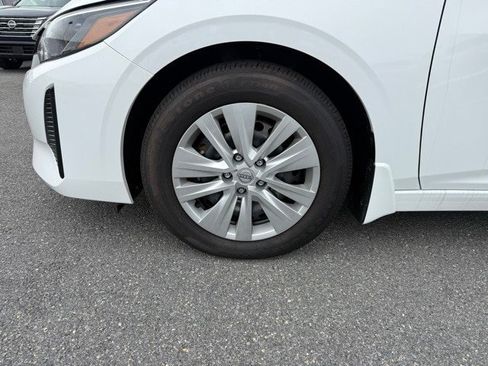 New 2025 Nissan Sentra S image 9