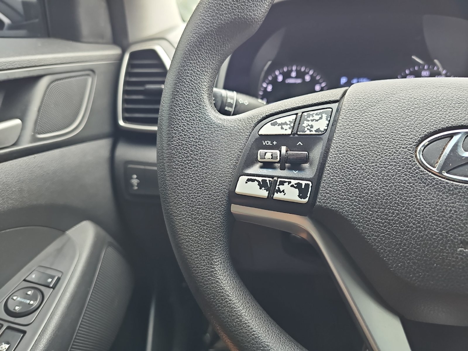 Used 2019 Hyundai Tucson SE AWD/4WD image 18