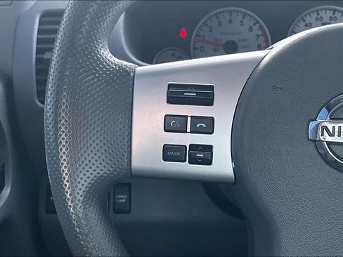 Used 2018 Nissan Frontier SV RWD image 24