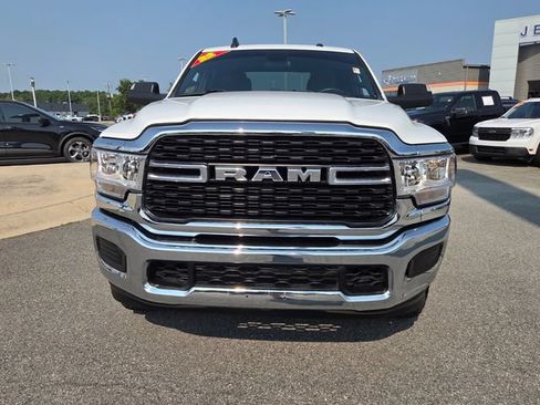 Used 2022 RAM 2500 Big Horn AWD/4WD image 2