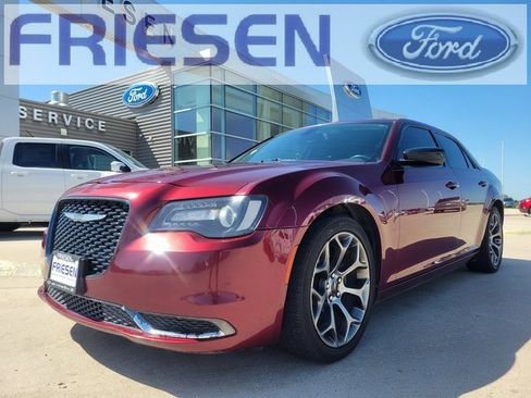Used 2018 Chrysler 300 Touring w/ Sport Appearance Package image 1