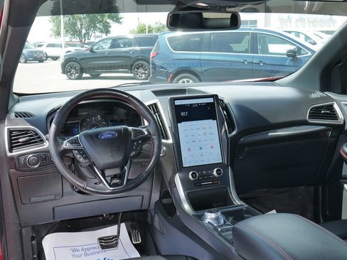 Used 2022 Ford Edge ST-Line w/ Class II Trailer Tow Package AWD/4WD image 2