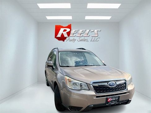 Used 2014 Subaru Forester 2.5i Premium w/ Popular Package #1 AWD/4WD image 3