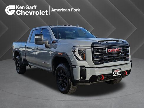 Used 2025 GMC Sierra 2500 AT4 image 1