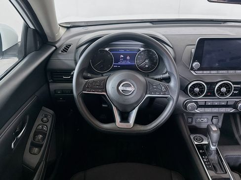 Used 2024 Nissan Sentra SV image 18