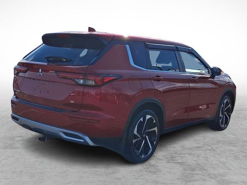 Used 2023 Mitsubishi Outlander SE image 5