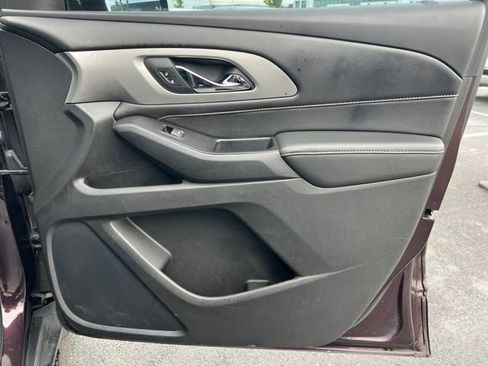 Used 2018 Chevrolet Traverse LT AWD/4WD image 34