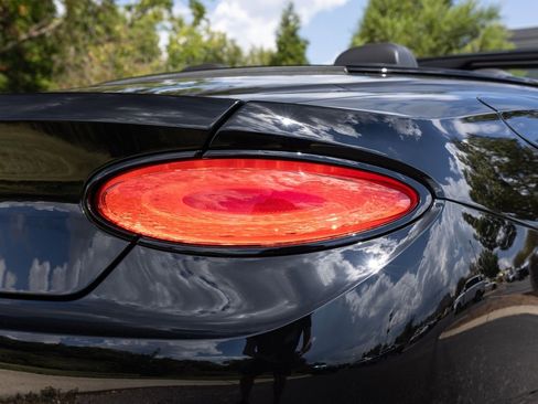 Certified 2021 Bentley Continental GT image 40