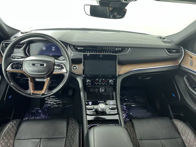 Used 2024 Jeep Grand Cherokee L Summit w/ High Altitude Package AWD/4WD image 21
