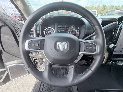 Used 2024 RAM 2500 Laramie image 14