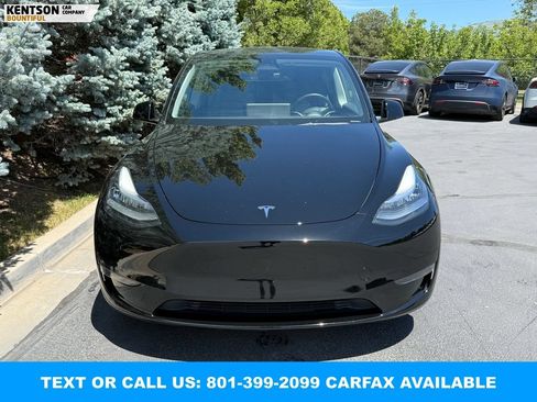 Used 2023 Tesla Model Y Long Range AWD/4WD image 2