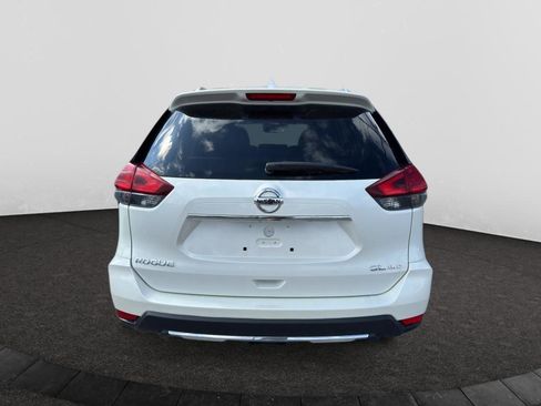 Used 2017 Nissan Rogue SL AWD/4WD image 4