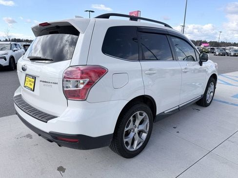 Used 2016 Subaru Forester 2.5i Touring w/ Eyesight & Navigation System image 4