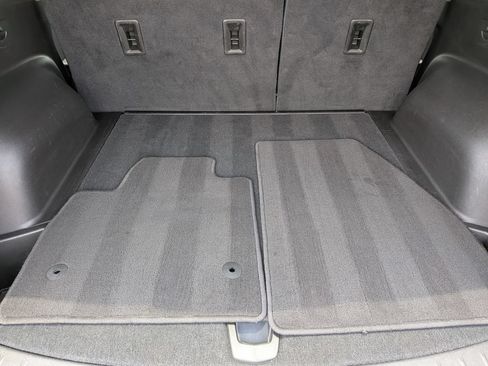 Used 2025 Chevrolet Blazer LT FWD image 29