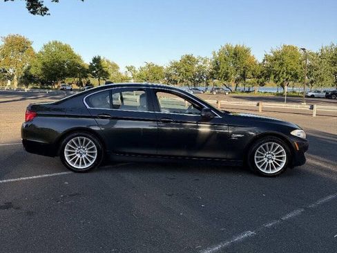 Used 2011 BMW 535i xDrive Sedan AWD/4WD image 10