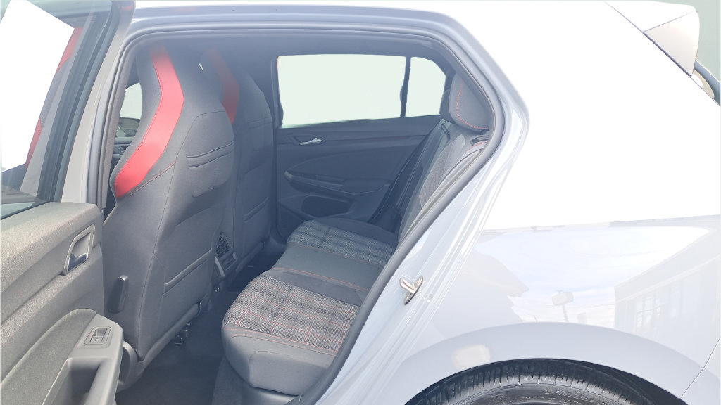 Used 2022 Volkswagen GTI SE FWD image 12