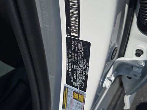 New 2026 Kia K4 FWD image 33