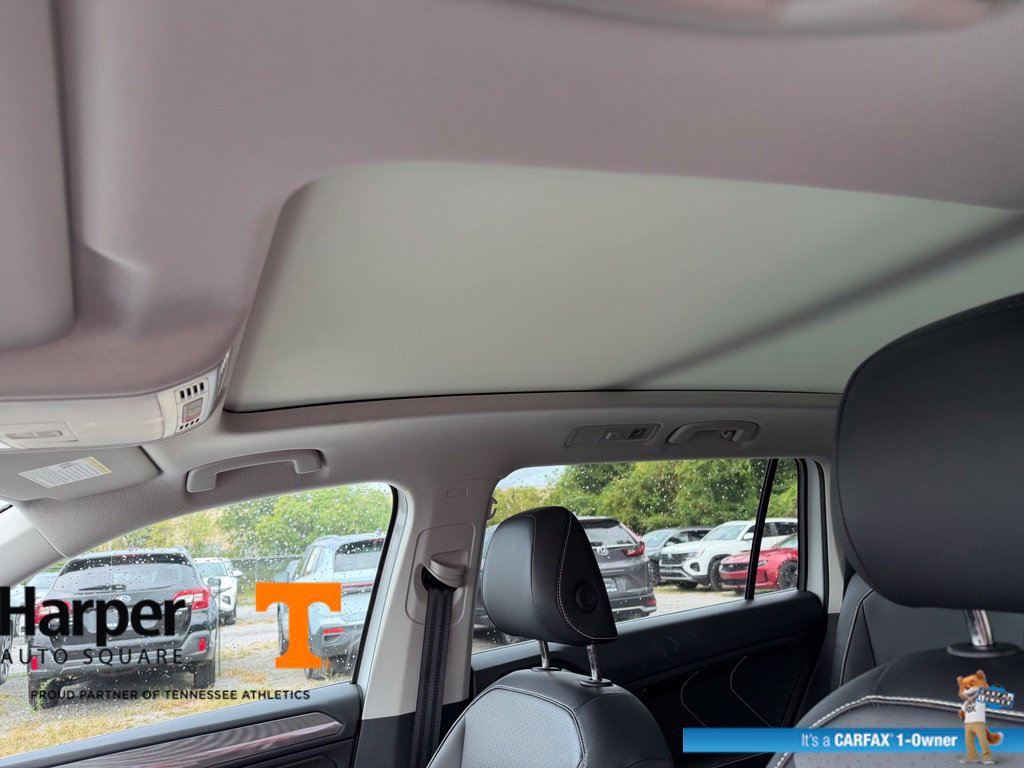 Used 2024 Volkswagen Tiguan SE w/ Panoramic Sunroof Package AWD/4WD image 20