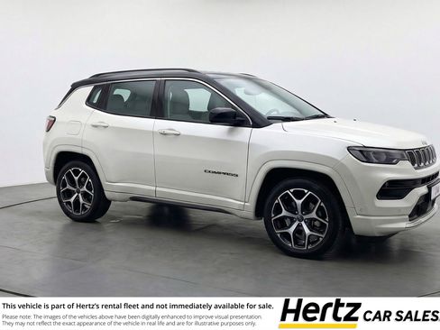 Used 2025 Jeep Compass Limited image 1