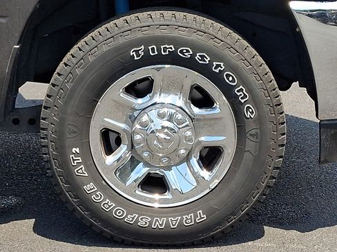 Used 2024 RAM 2500 Tradesman w/ Chrome Appearance Group AWD/4WD image 8