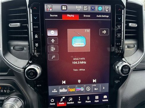 Used 2022 RAM 1500 Laramie image 16