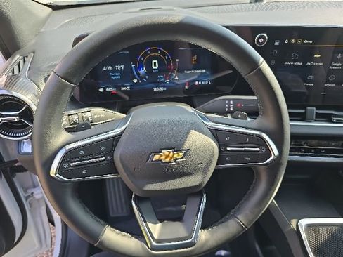 Certified 2026 Chevrolet Equinox LT AWD/4WD image 15