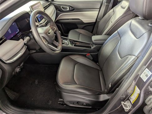 Certified 2024 Jeep Compass Limited w/ Elite Group image 10