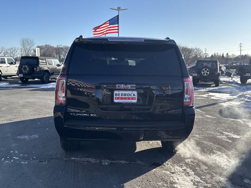 Used 2019 GMC Yukon XL SLT w/ Open Road Package image 6