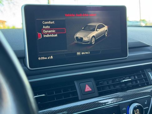 Used 2019 Audi S4 Premium Plus w/ Premium Plus Package AWD/4WD image 22