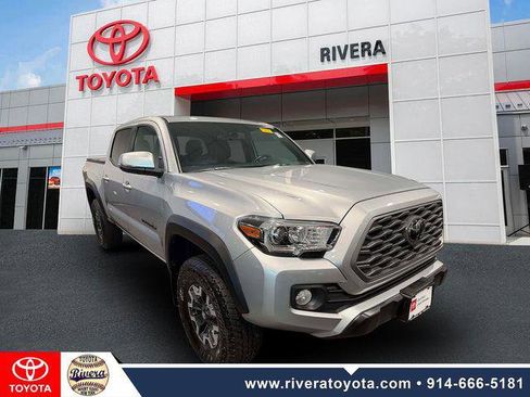 Certified 2023 Toyota Tacoma TRD Off-Road w/ TRD Premium Off Road Package AWD/4WD image 2