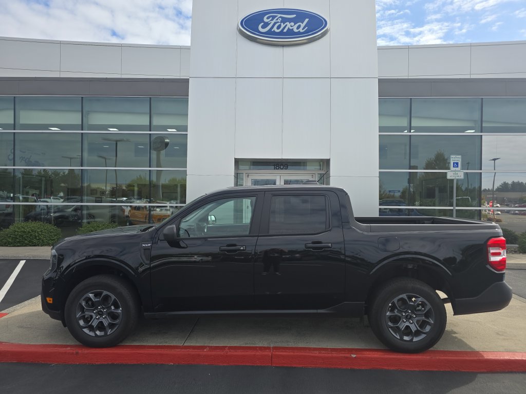 Used 2026 Ford Maverick XLT w/ Equipment Group 301A AWD/4WD 360° Tour