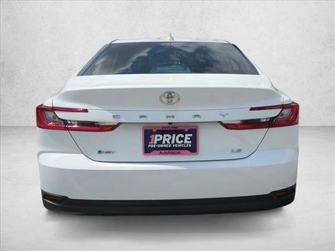 Certified 2025 Toyota Camry LE FWD image 8