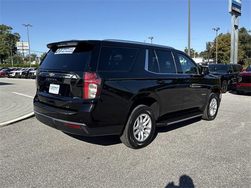 Used 2021 Chevrolet Tahoe LT w/ Luxury Package image 3