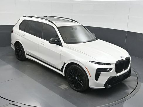 Used 2023 BMW X7 M60i w/ Executive Package AWD/4WD image 39