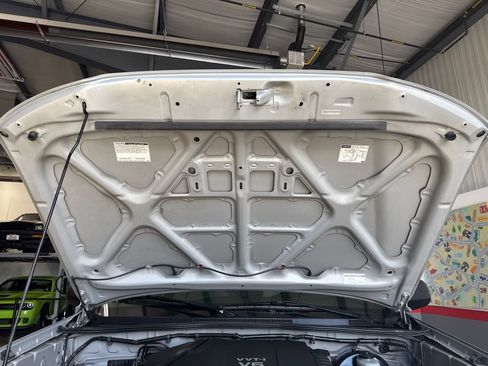 Used 2005 Toyota Tacoma PreRunner image 37