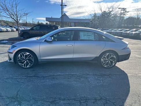 New 2025 Hyundai Ioniq 6 SEL AWD/4WD image 2